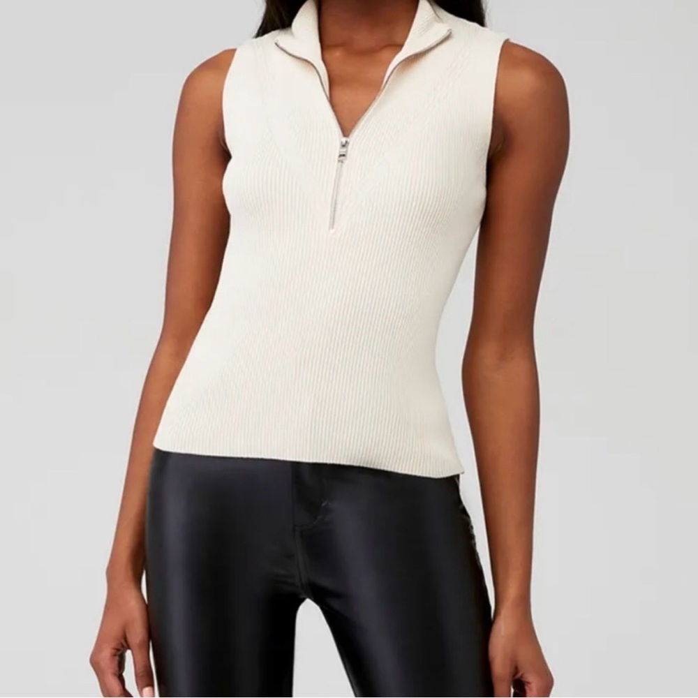 525  Zip-Up Ribbed tank sweater